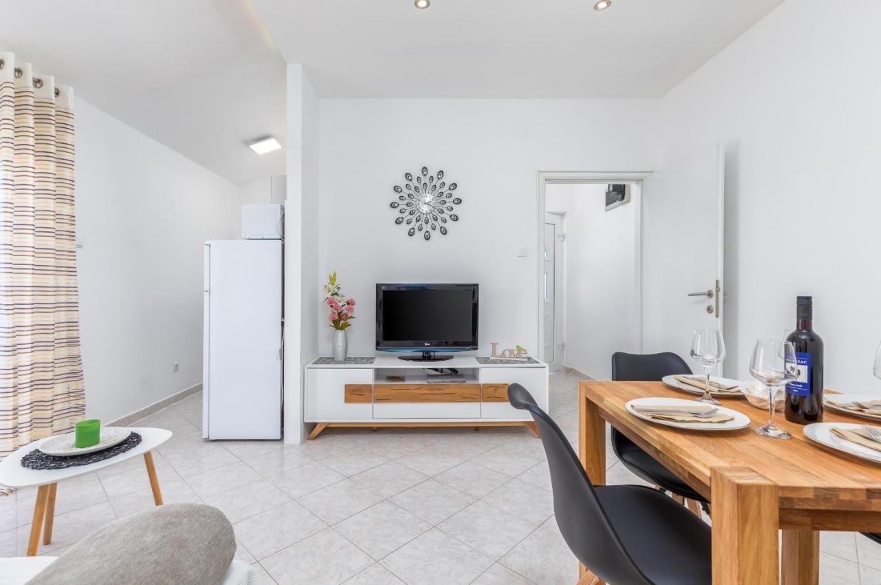 Apartmani Magdalena Pula Exterior foto
